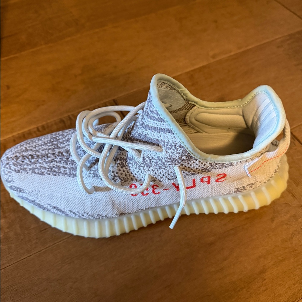 Adidas Yeezy Boost 350 V2 - Blue Tint